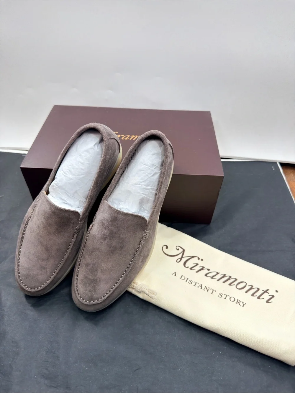 NIB Miramonti Light Dune Loafers